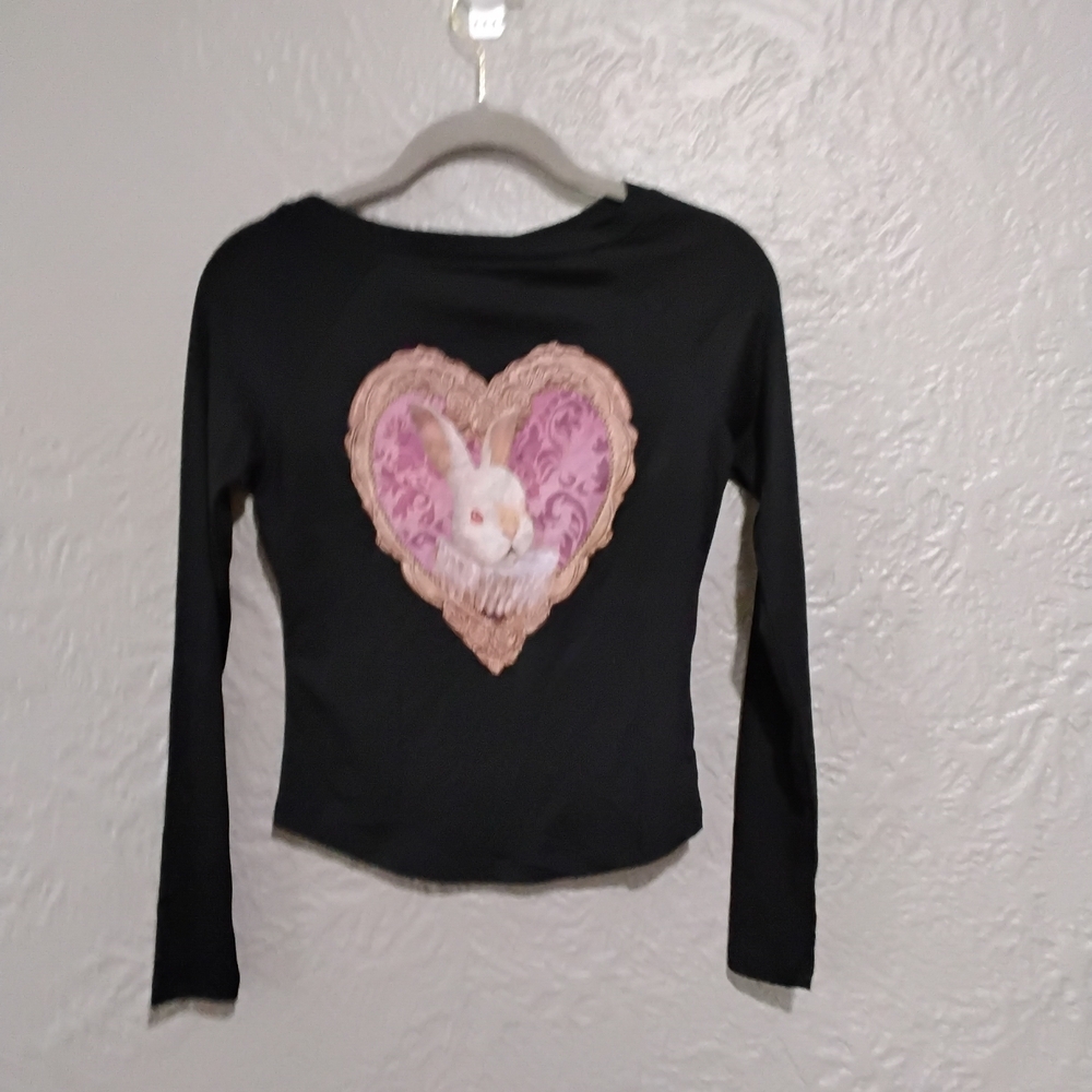 New CIDER Wome's Shirt with Bunny Heart Design Size M